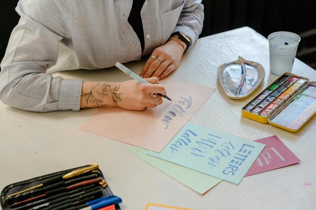 Studio Sananikone Elegir la Tipografía Adecuada para tu Marca A